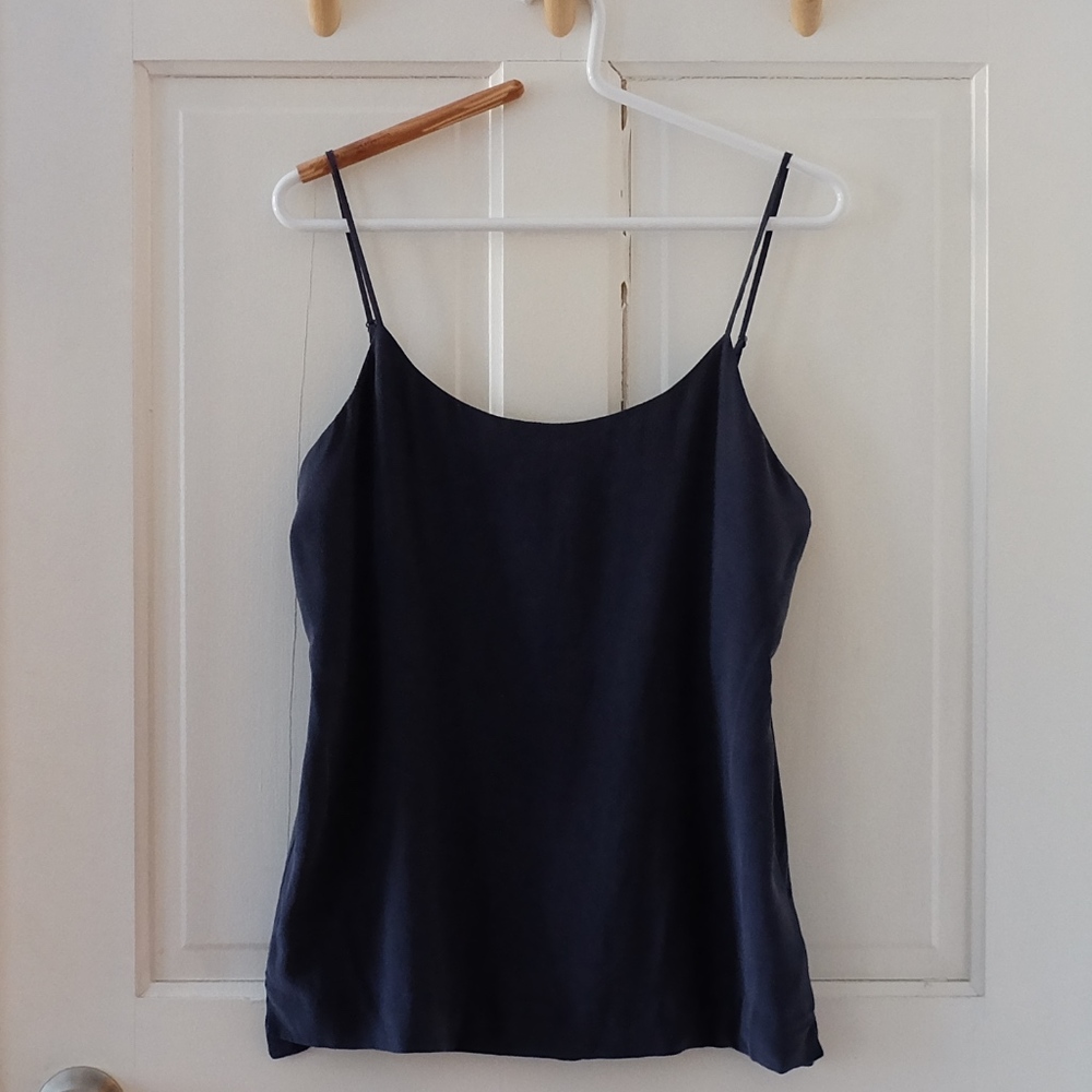 Everlane navy silk tank | Small